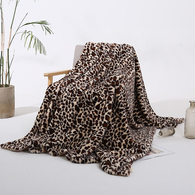 Fausse fourrure online leopard