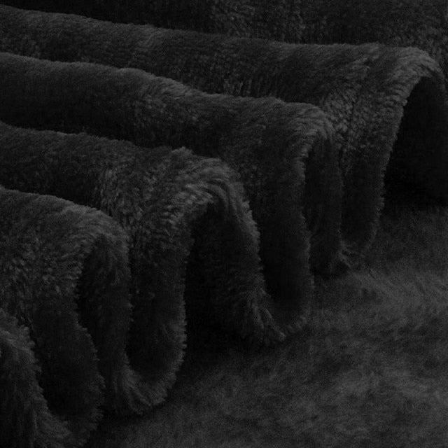Couverture Plaid Polaire Noir | Univers Plaid